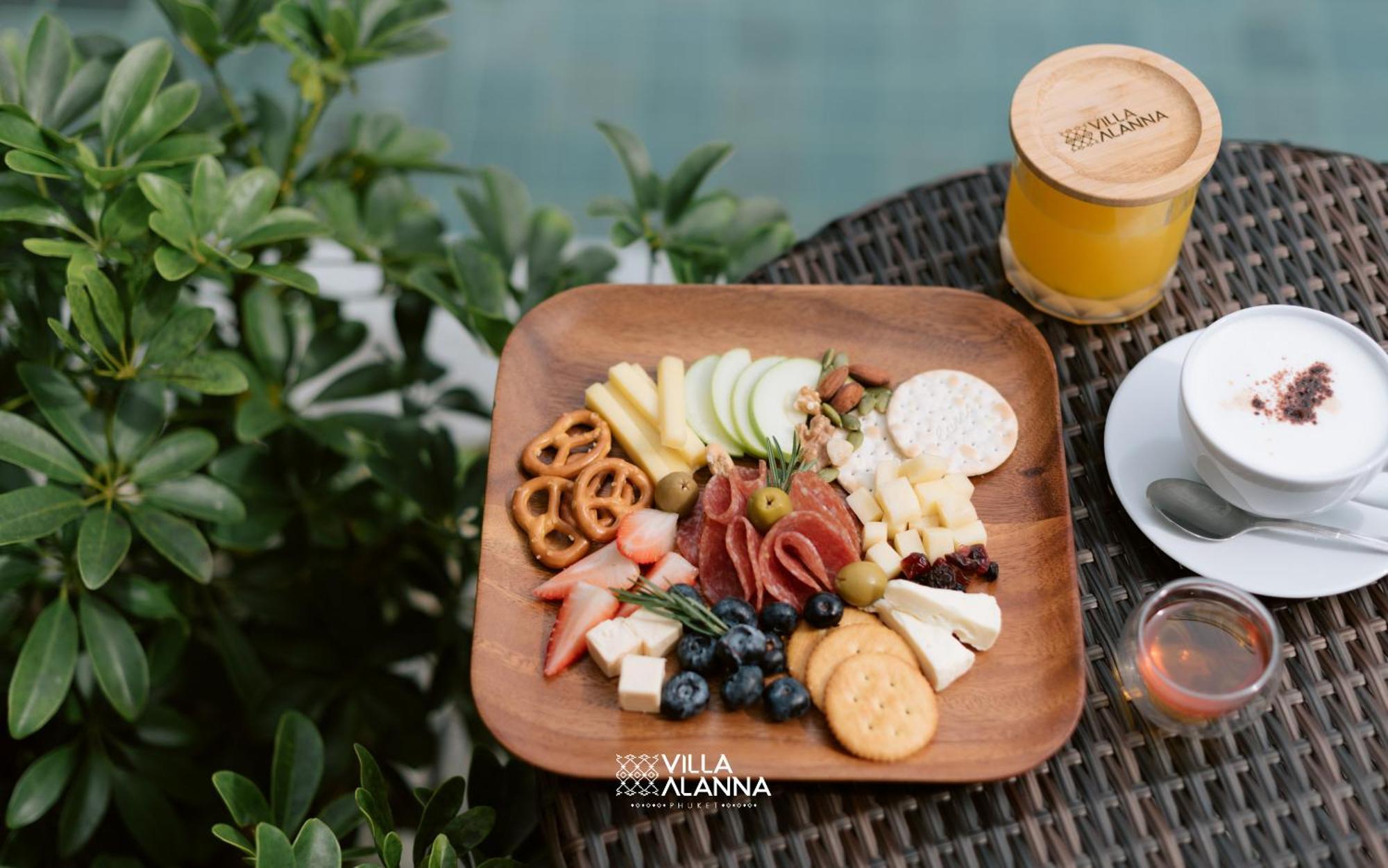 Villa Alanna Phuket Bang Tao Plajı Dış mekan fotoğraf